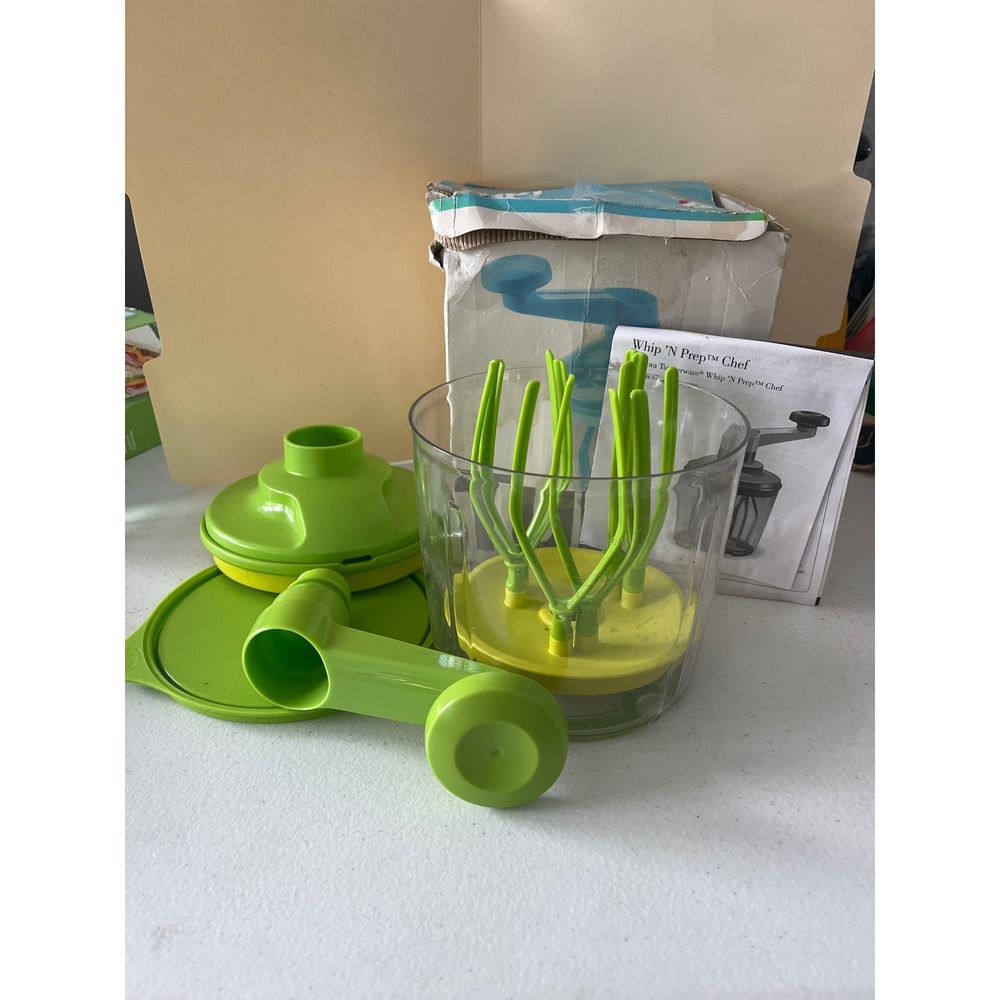 Tupperware Whip N Prep Chef Manual Whisk Mixer Lime Green 1.2L 5 Cup 1569